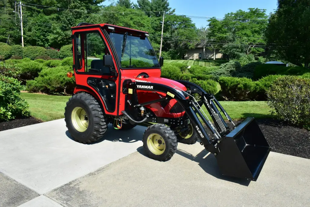 [CU-1YANSAPR] Premium Curtis Cab For Yanmar Sa Series