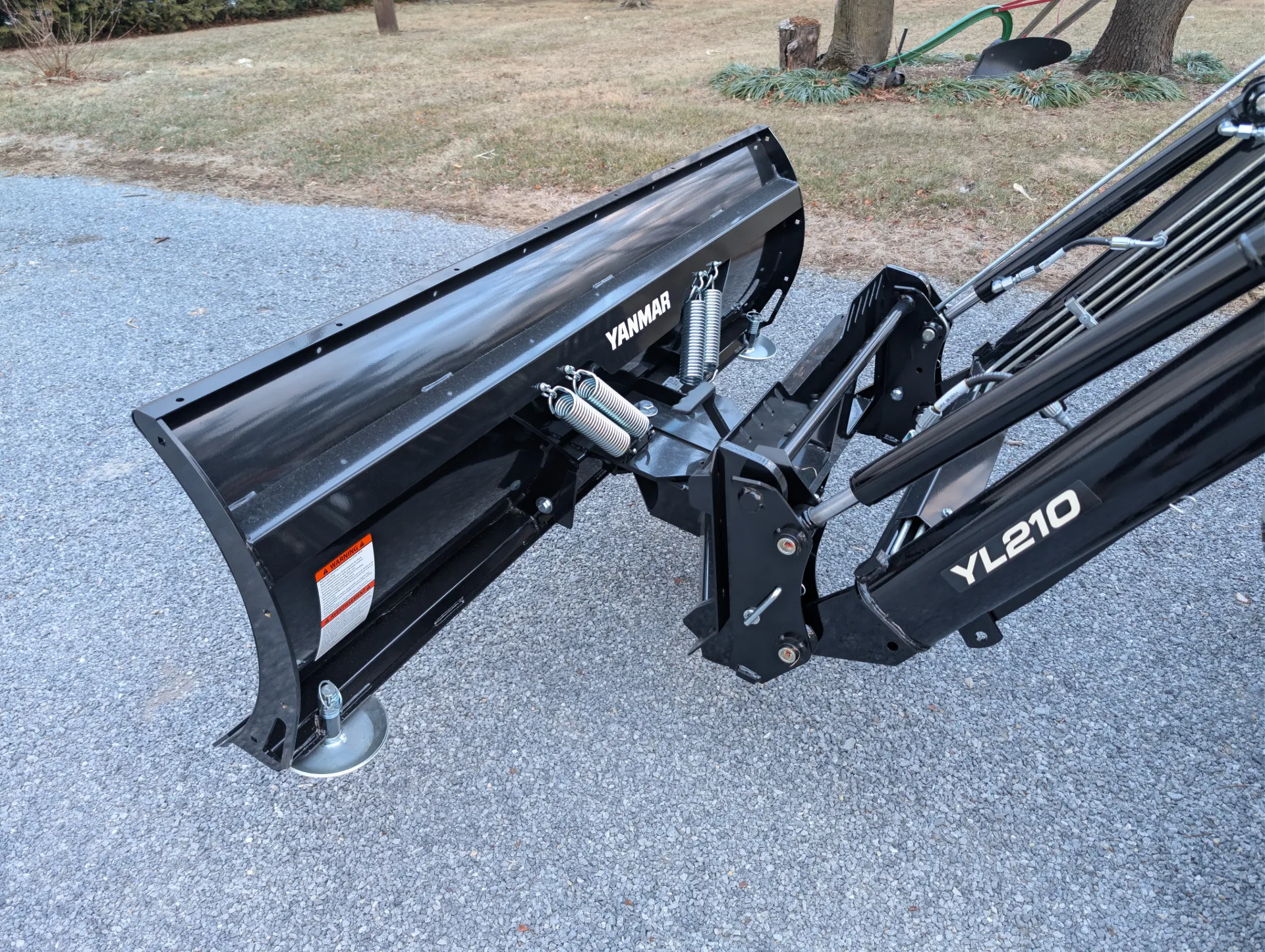 [YM-YBLSA72] Yanmar 72" Snow Blade (Loader mount)
