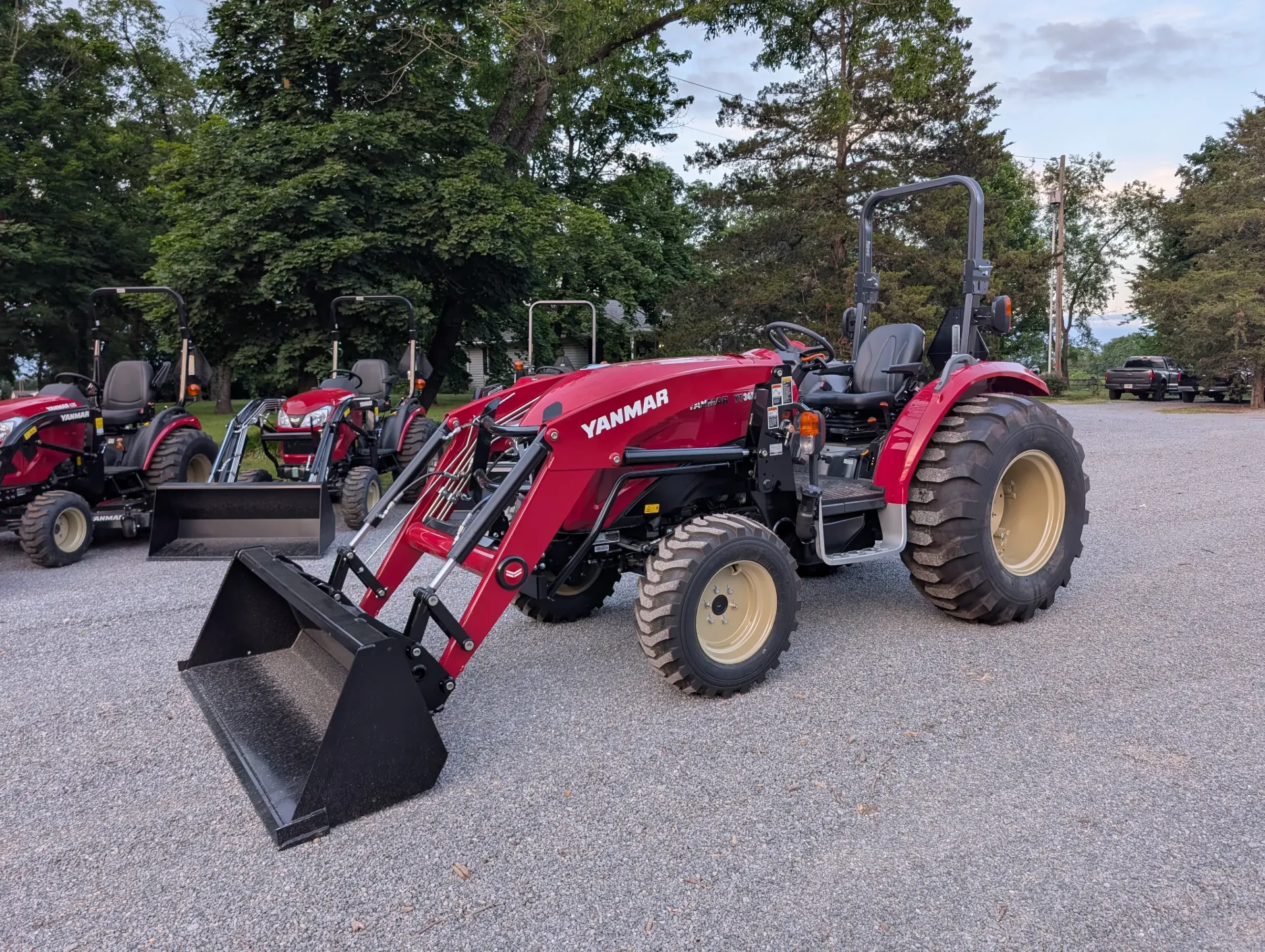 [YT347VXHI-TL] Yanmar YT3 Series YT347 Tractor With Loader (R4 Industrial)