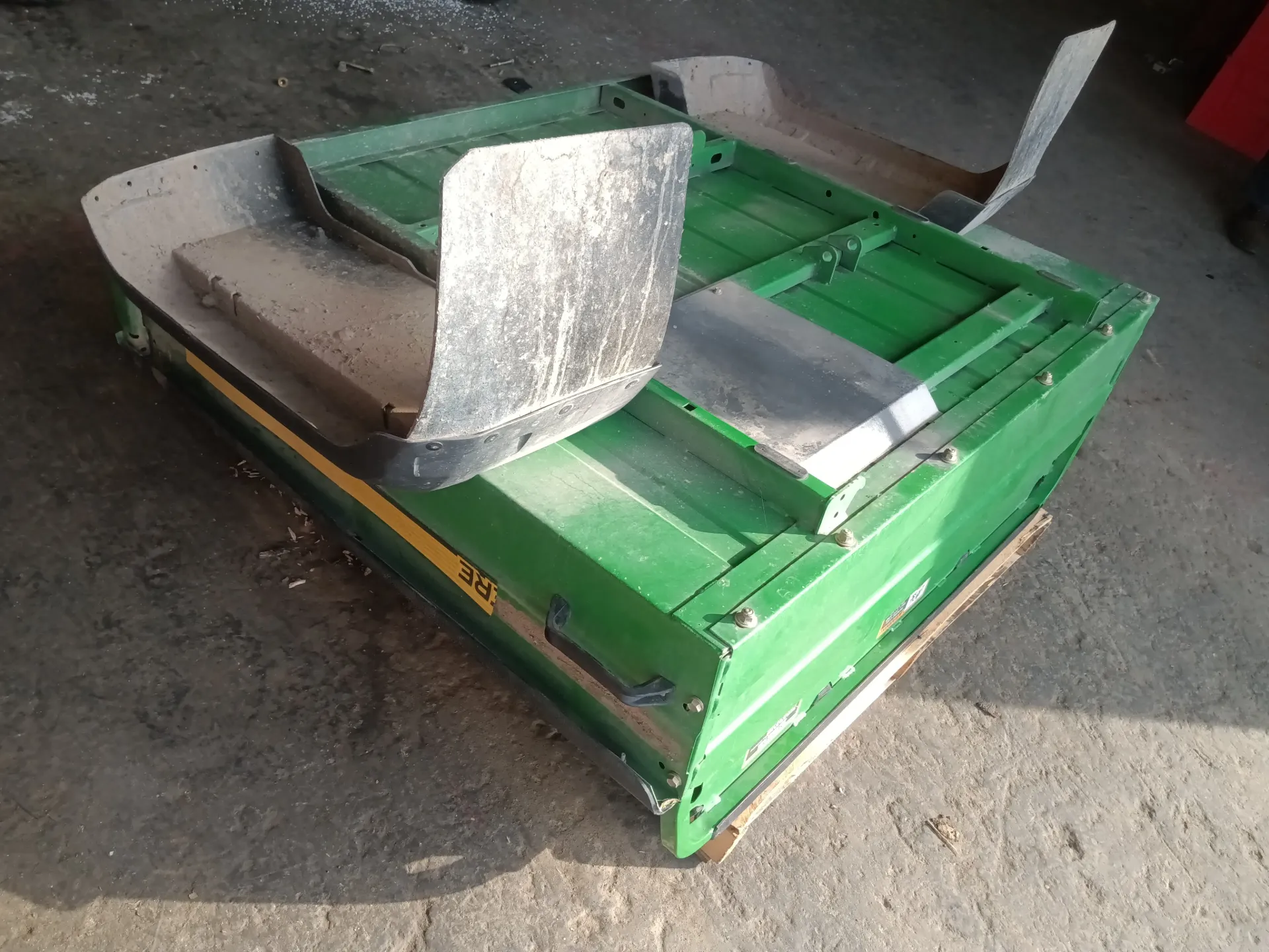 [JD-AM137143-COMP-U] Cargo Bed Assembly