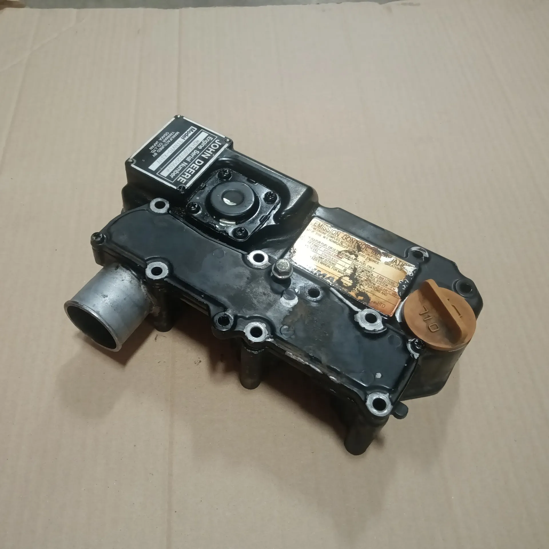 [JD-MIA880279-U] Valve Cover