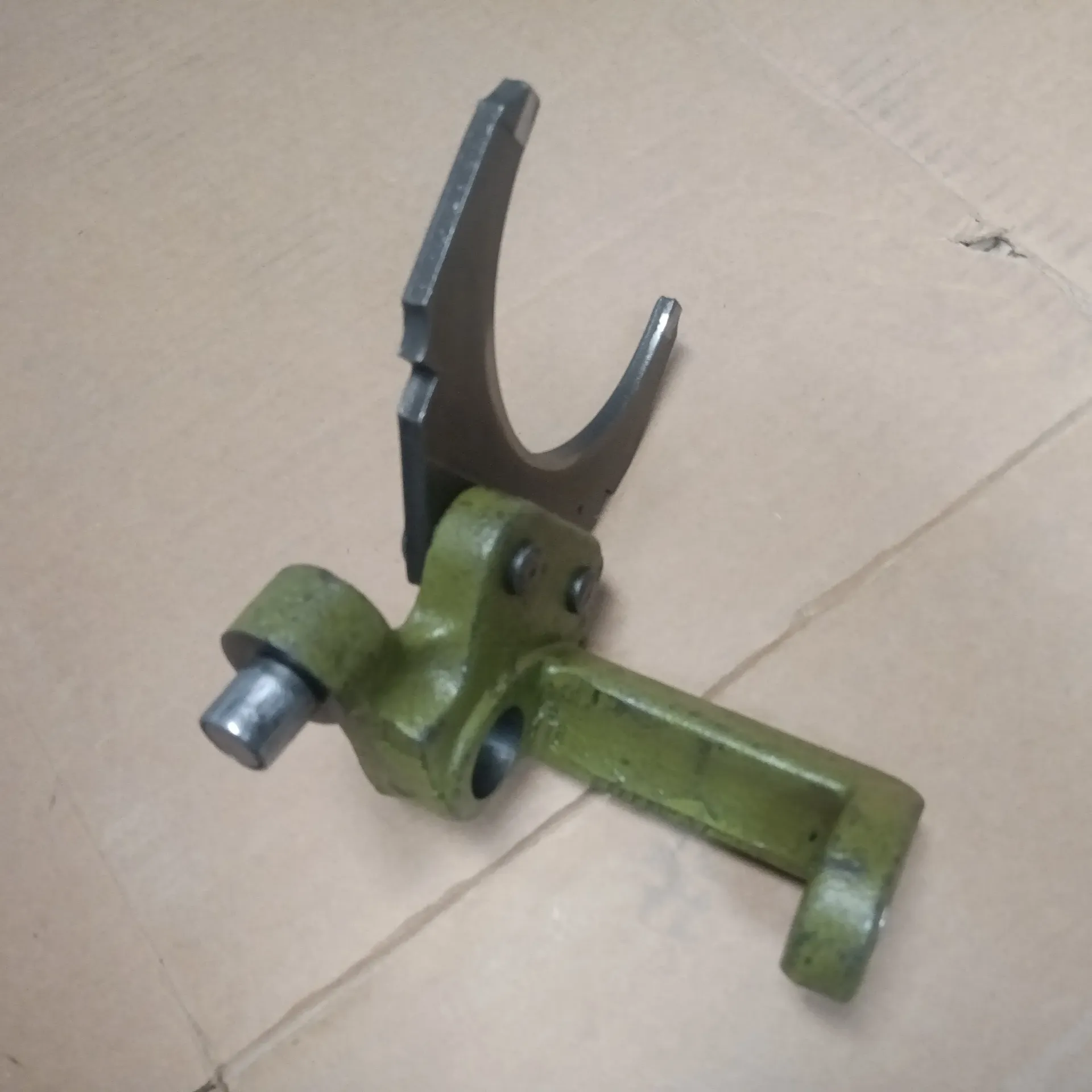 Gear Shifter Fork (Quad A, D Range)