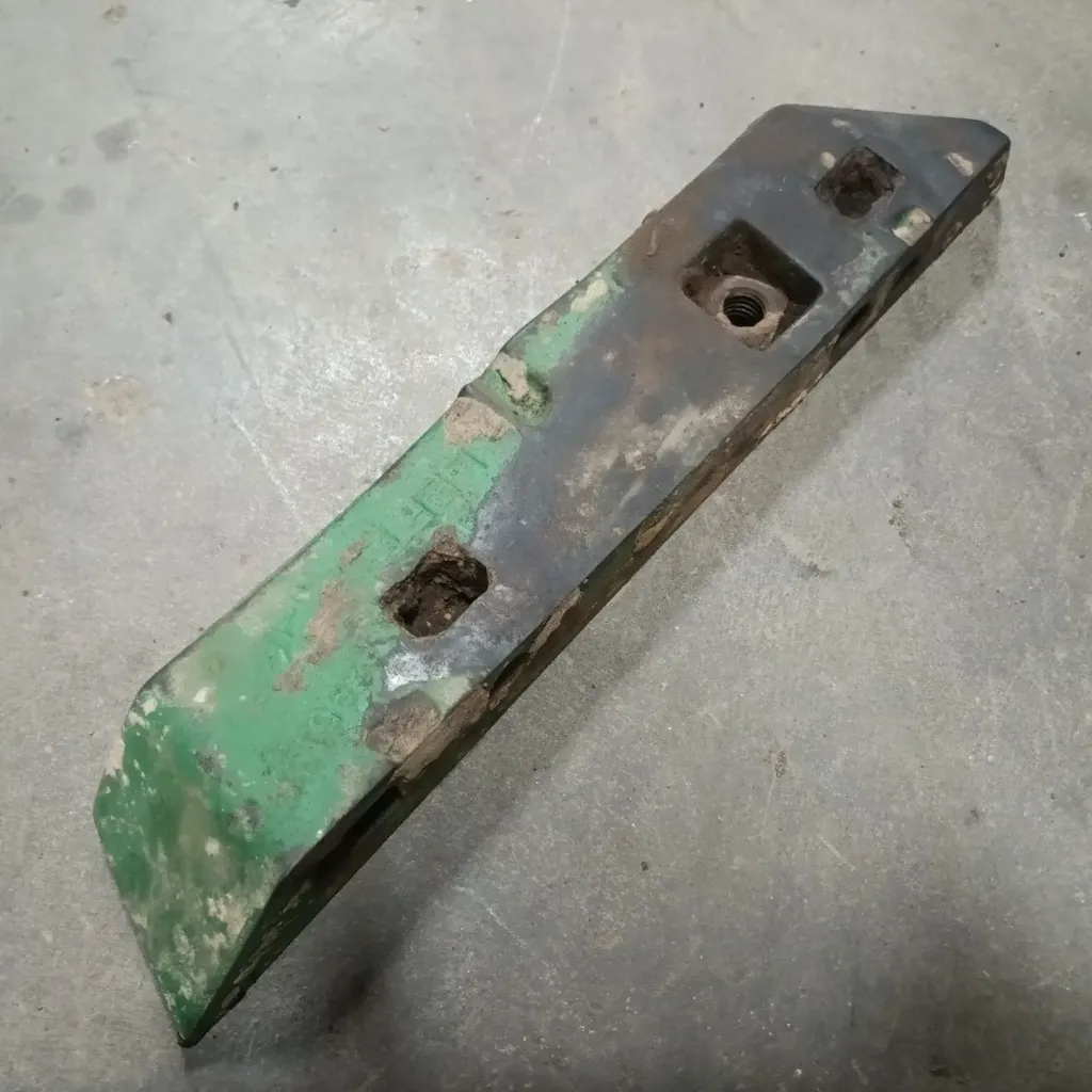 [JD-R39513-U] Lh Sway Block