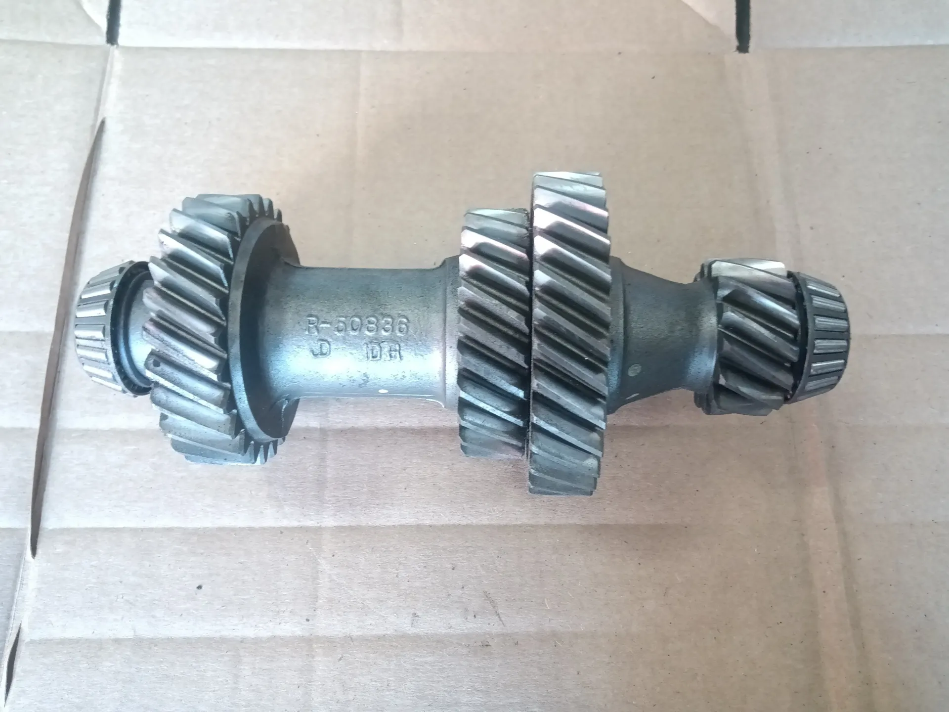 [JD-R50836-U] Countershaft