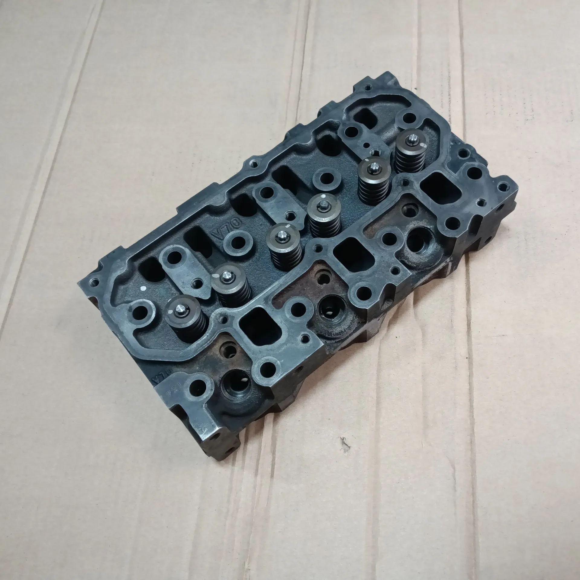 Cylinder Head For 3TNV70-XJUV